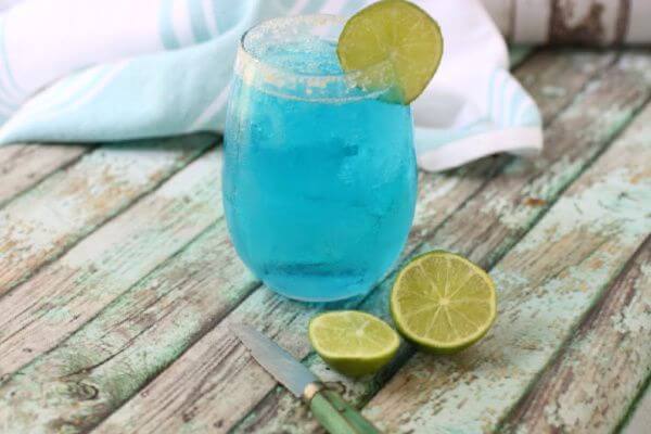 Aqua Cocktails 1