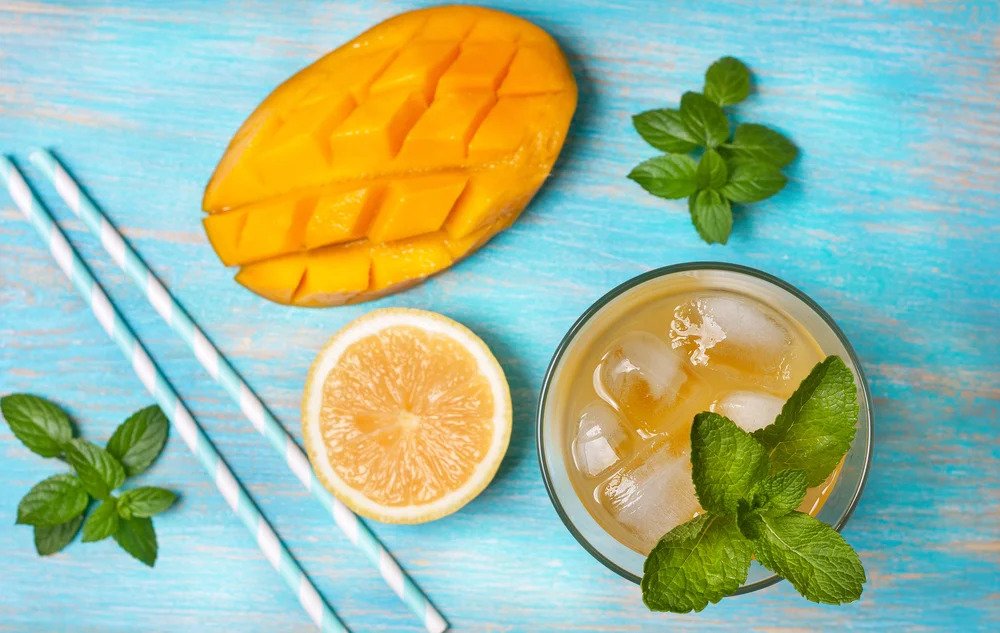 Mango Iced Tea Cocktail