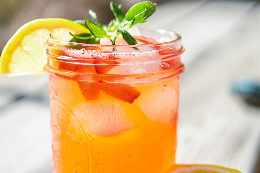 Strawberry Lemonade Sparkler