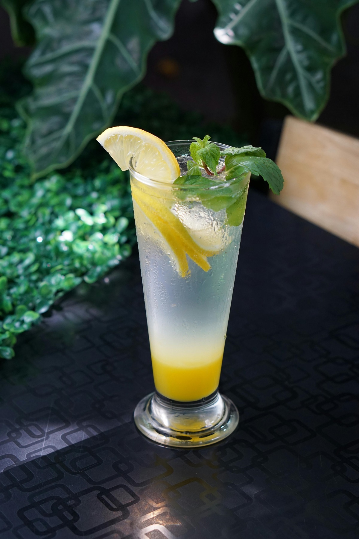 Around The World In 6 Delightful Lemonade Cocktails