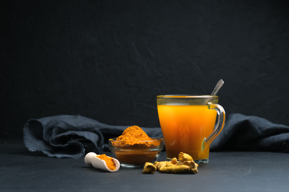 How To Make A Soothing Turmeric Tonic Sparkler