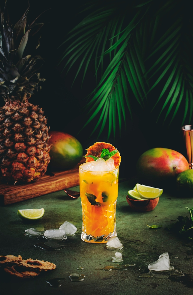 pineapple paradise vodka cocktail