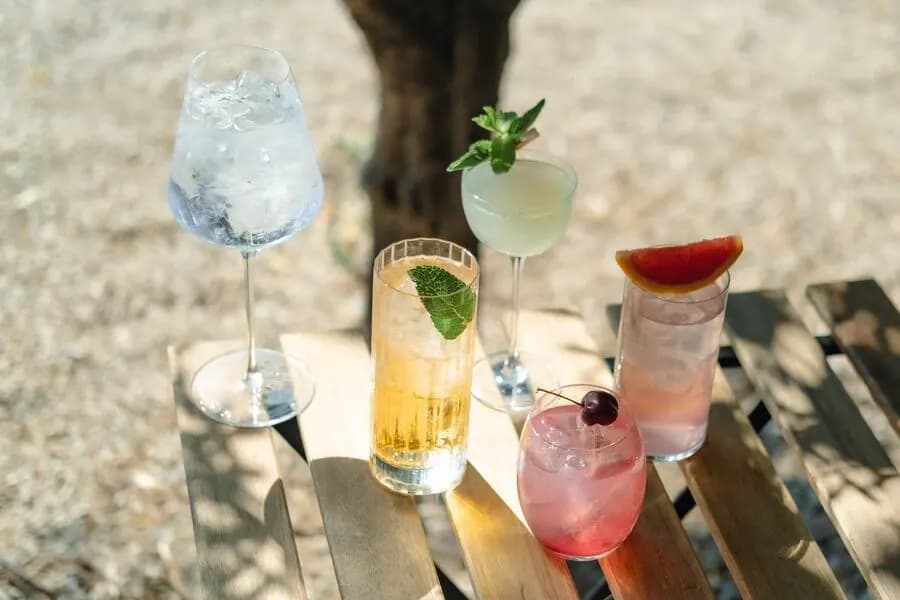 5 Brunch Cocktails For A Romantic Afternoon 