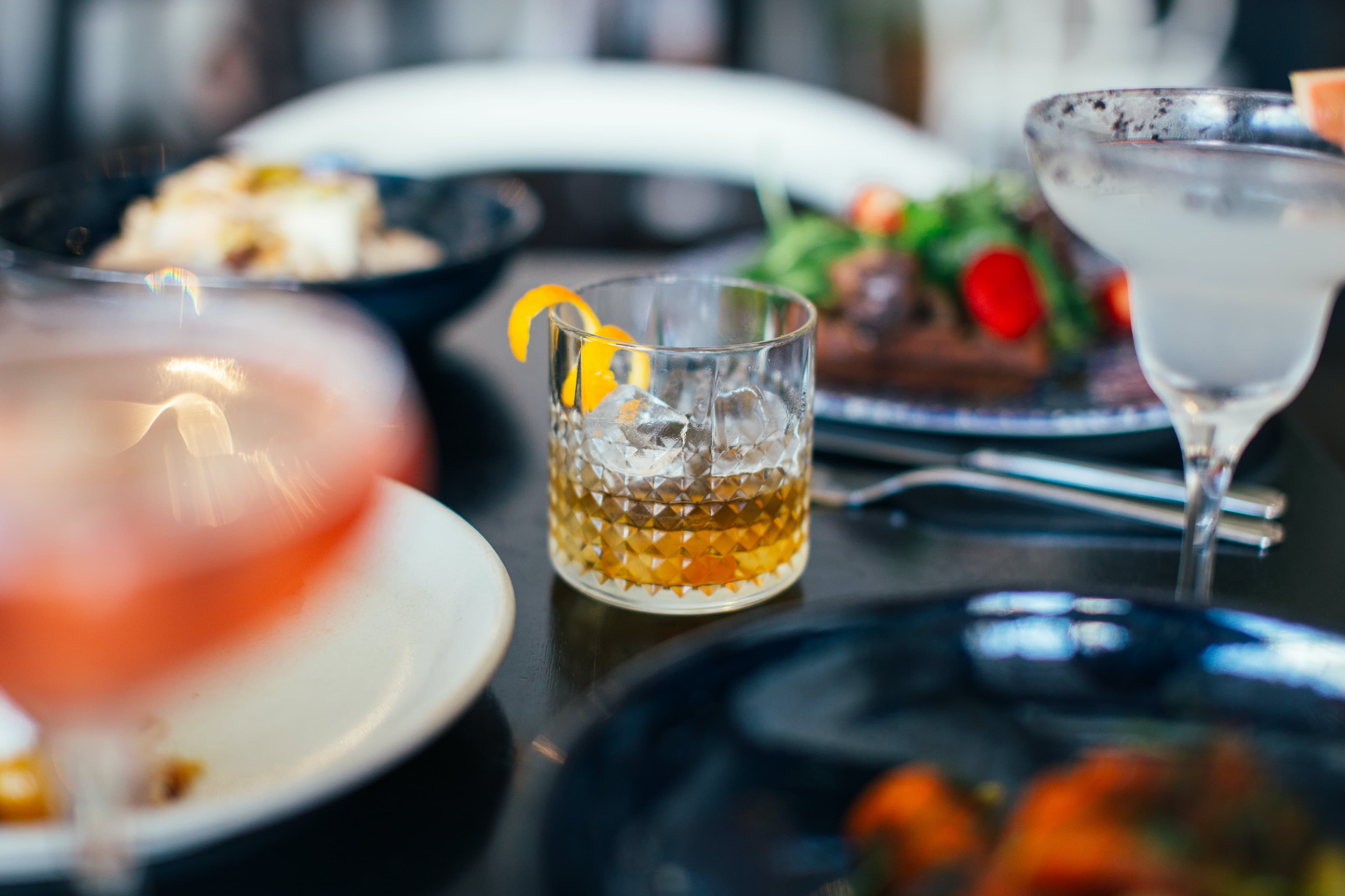 A Beginner&#039;s Guide To Pairing Whisky With Indian Food 