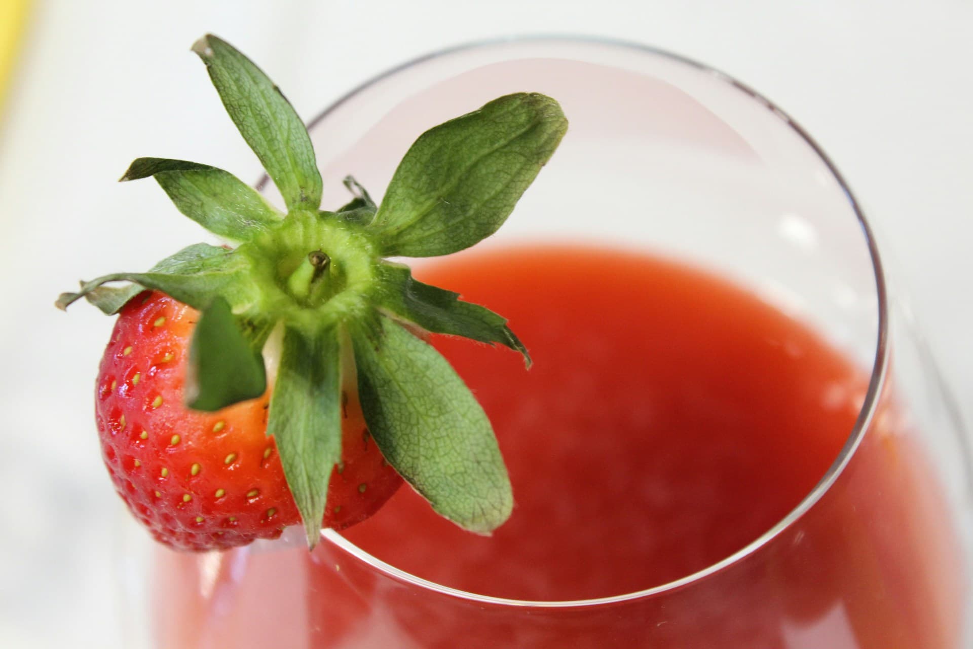 strawberry liqueur 