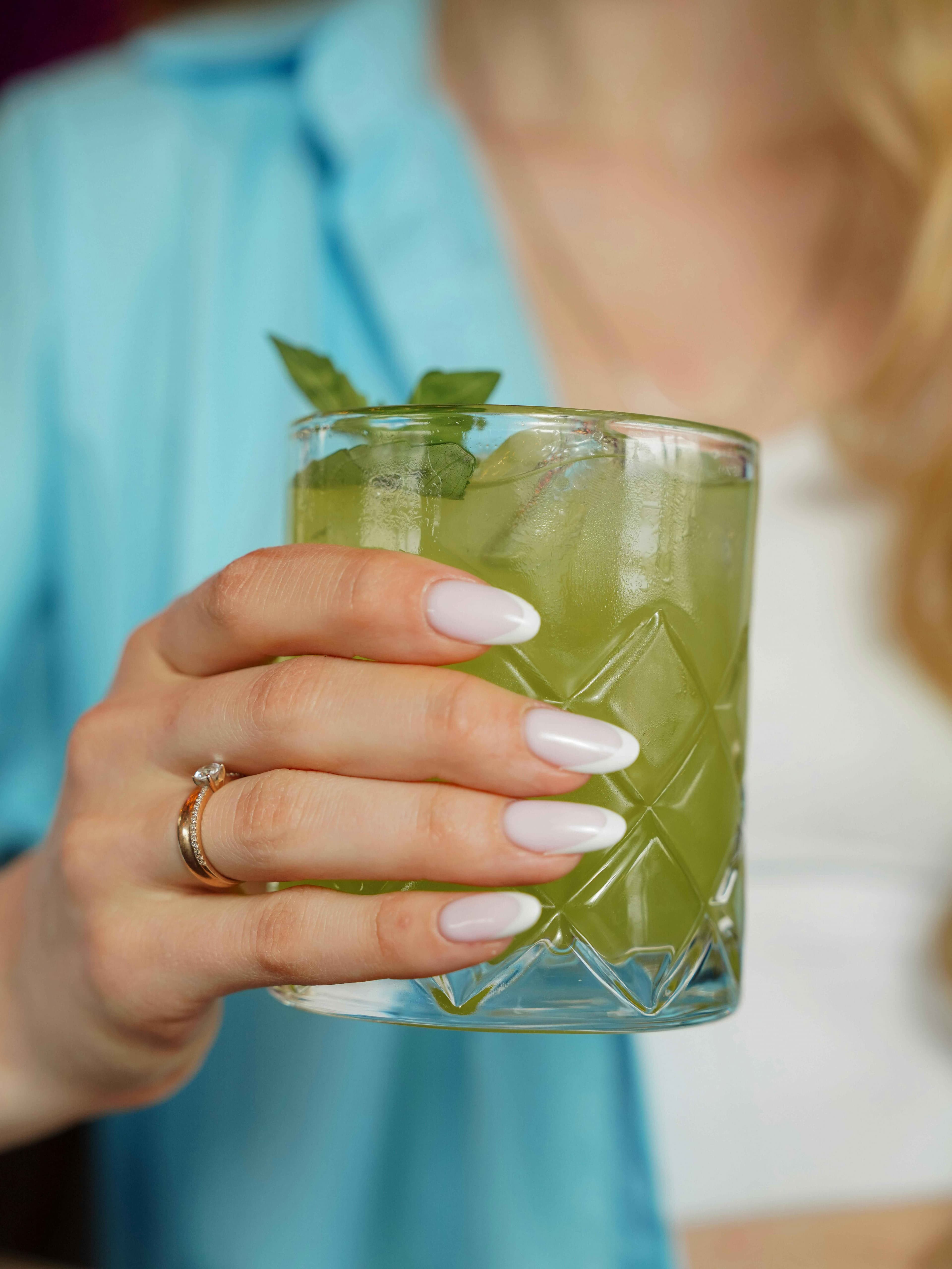 Sublime Sugarcane Smash Cocktail To Refresh Your Summers! 