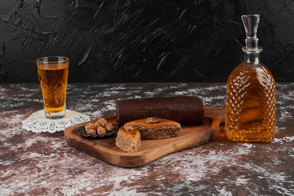 Learn How To Pair A Delightful Scottish Duo of Scotch Whisky With Shortbread