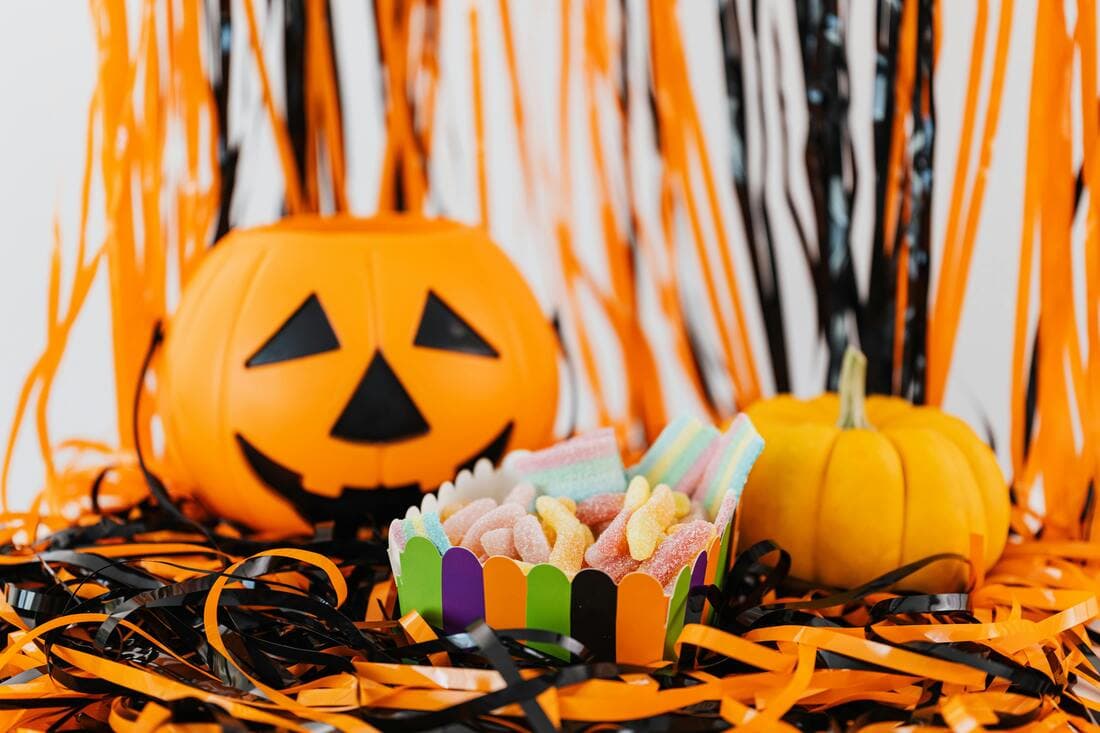 4 Last-Minute Halloween Party Snacks And Mocktails: Quick Ideas For Hosts