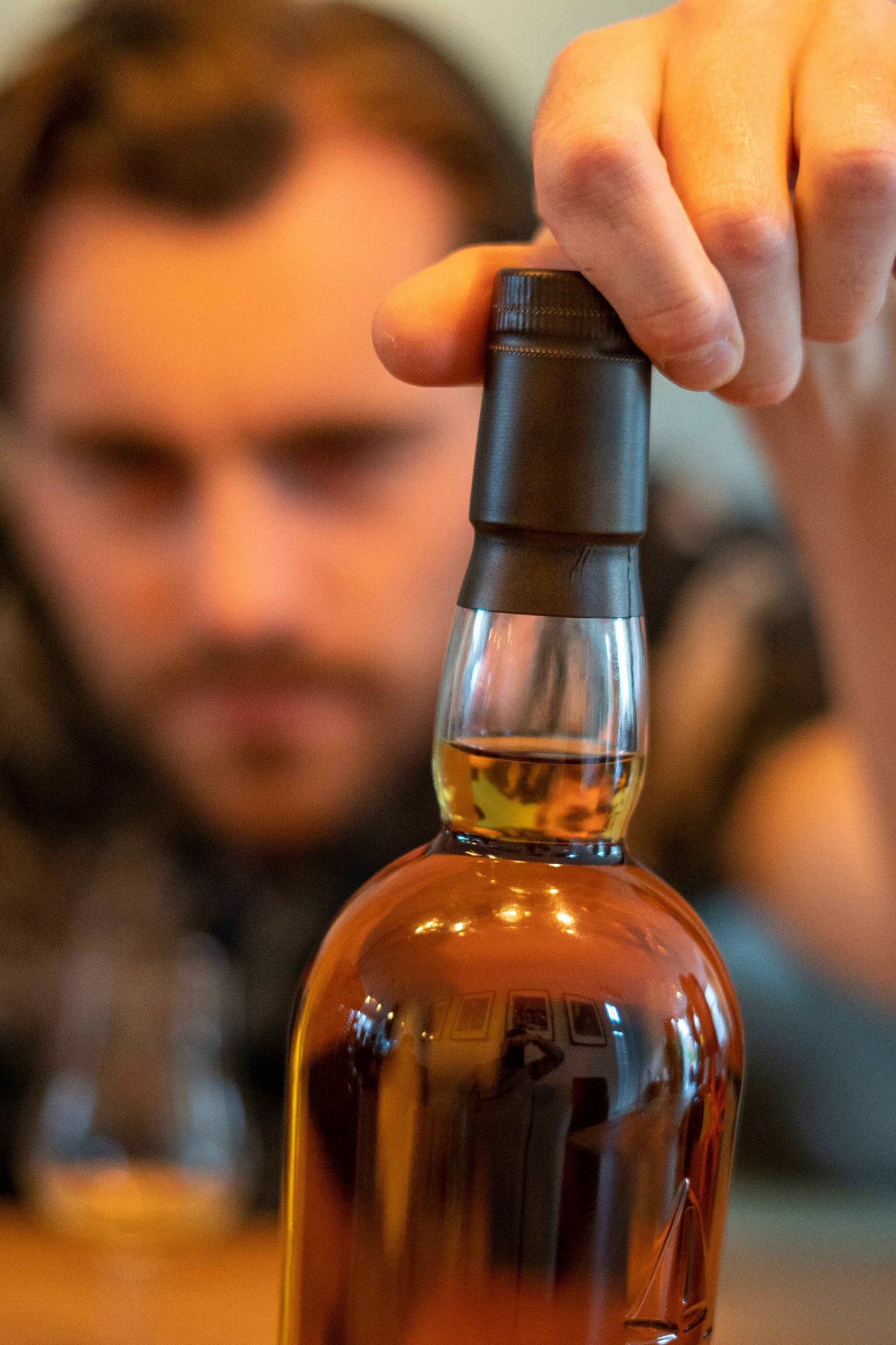 Learn How To Store Whisky vs Wine: A Guide On Why The Spirits Are Kept Differently