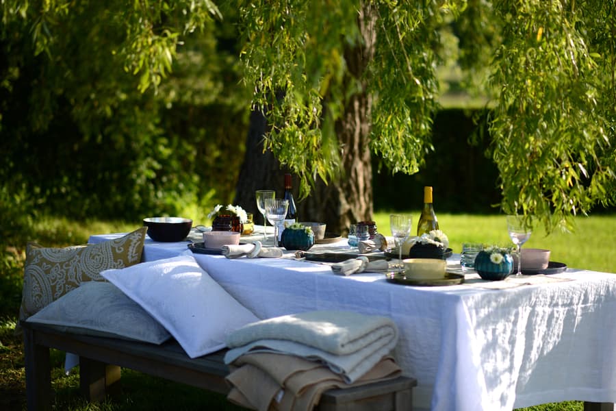 Your Guide To Alfresco Dining Cover 