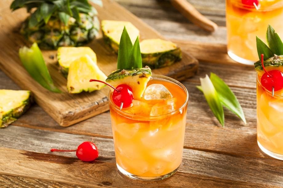 Get To Know These 5 Classic Tiki Cocktails And How To Make Them 