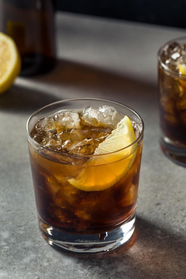 The Johnnie And Cola