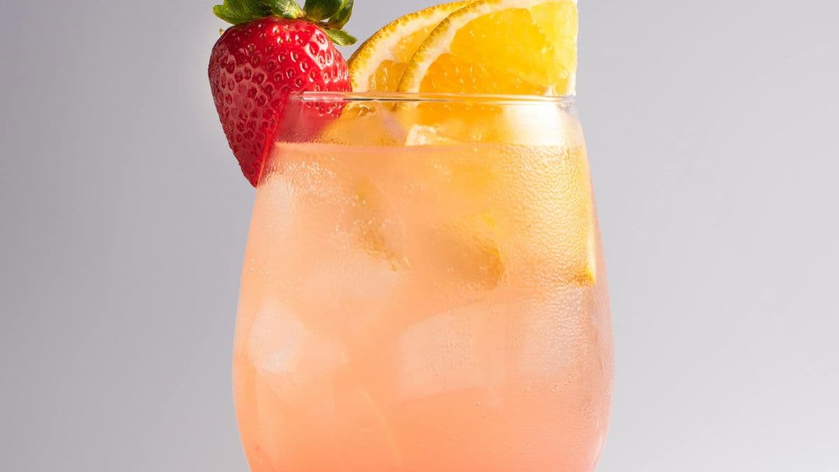 Johnnie Walker Luxe Blended Water, Spirits, Whisky