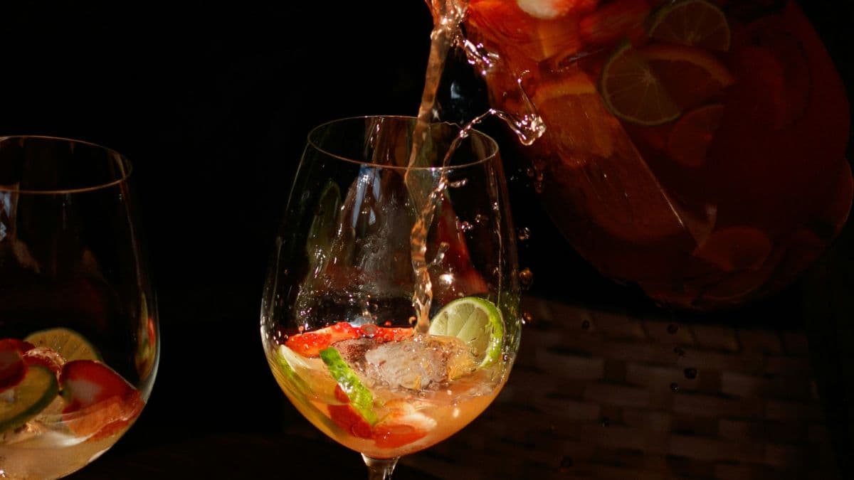 Sangria makes for the perfect welcome drink