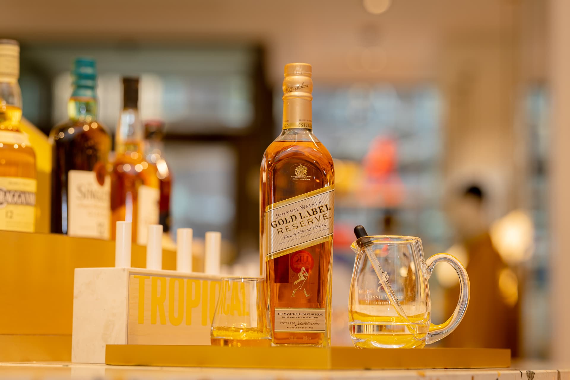 johnnie walker gold label