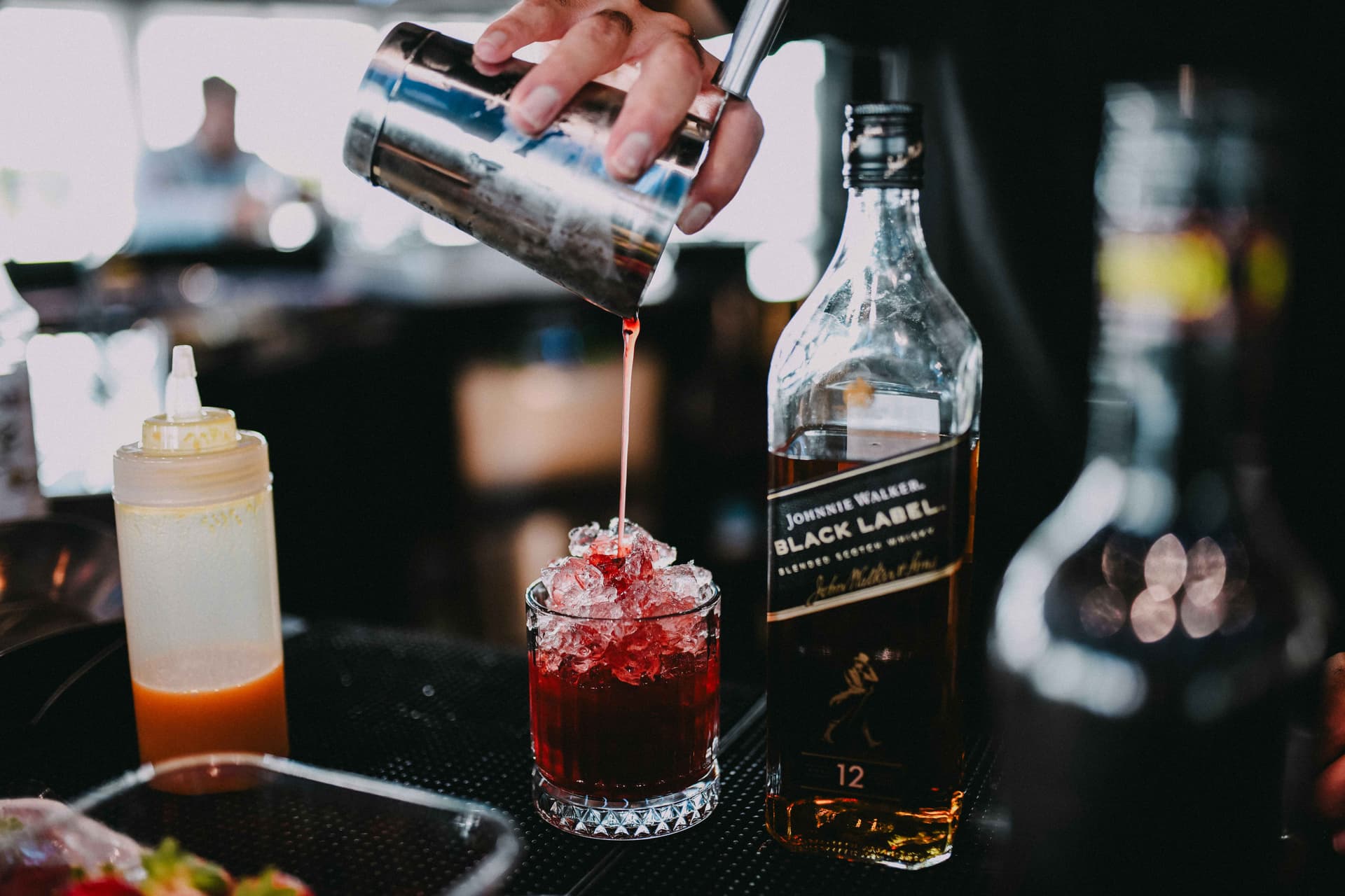 Your Comprehensive Tasting Notes Guide To Johnnie Walker Black Label